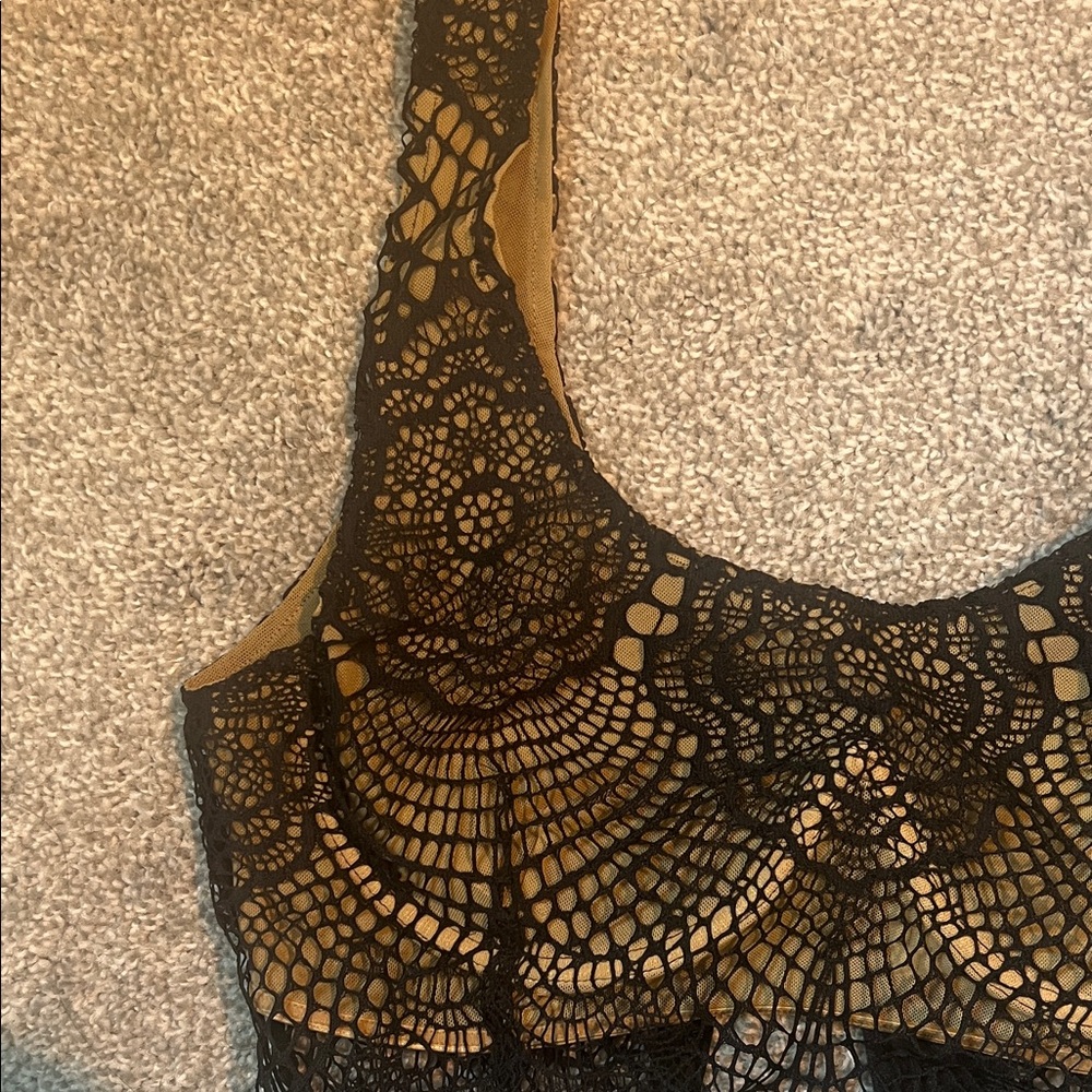 Urban Outfitters Black Lace Bralette over Tan Lining - Picture 9 of 9